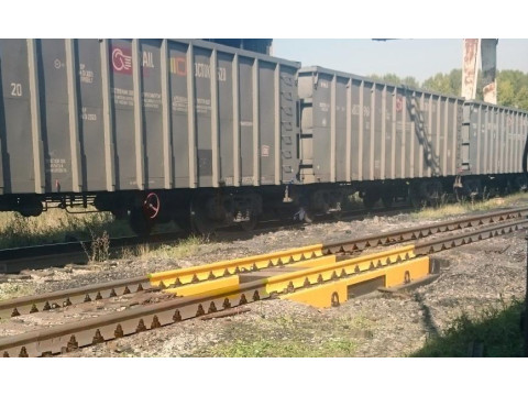 Весы вагонные для взвешивания в движении железнодорожных вагонов и поездов ВТВ-Д