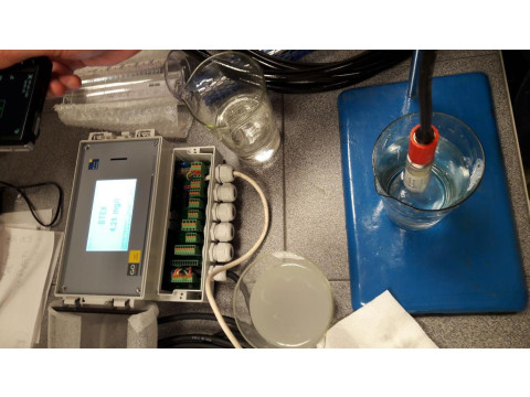 Анализаторы содержания нефтепродуктов в воде BlueSense с контроллером BlueBox