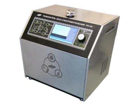 Течеискатель масс-спектрометрический гелиевый ТИ1-50