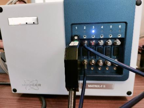 Спектрометр ближнего инфракрасного света MATRIX-F II