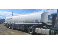 Полуприцеп-цистерна KAESSBOHRER